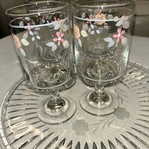 Vintage Floral Patterned Glass Goblets set of 4 drink ware